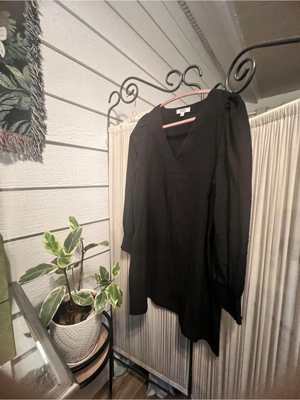 Bb Dakota Black V-Neck Long Sleeve Women’s Dress
